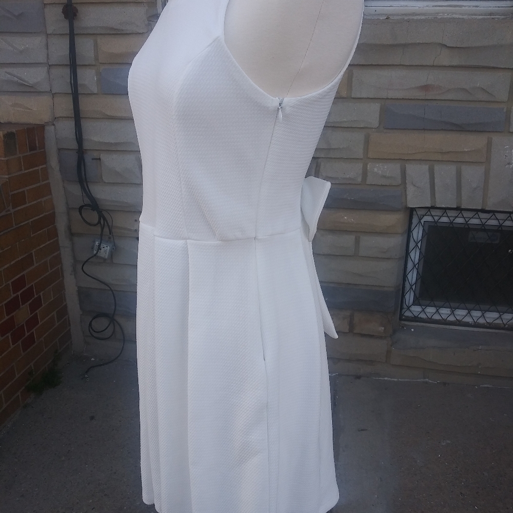 Francescas | Pleated Bow Dress w/ Bling & Pearls - Picture 7 of 8